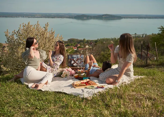 Hill Balaton *